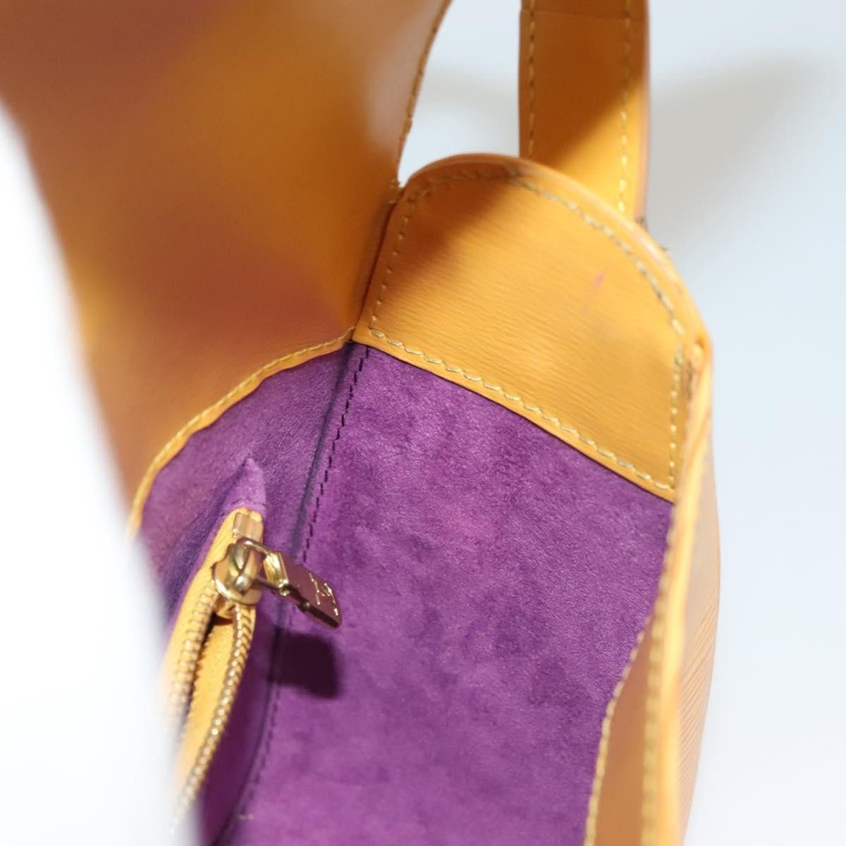 Louis Vuitton Louis Vuitton Buci Epi Leather Size ONE SIZE - 22 Thumbnail