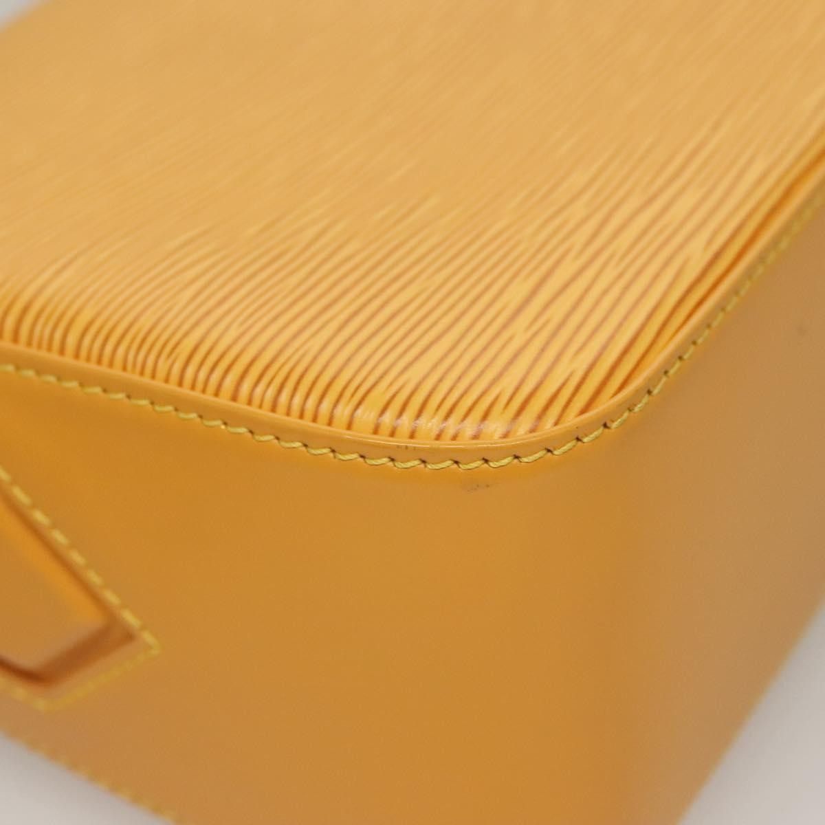 Louis Vuitton Louis Vuitton Buci Epi Leather Size ONE SIZE - 11 Thumbnail