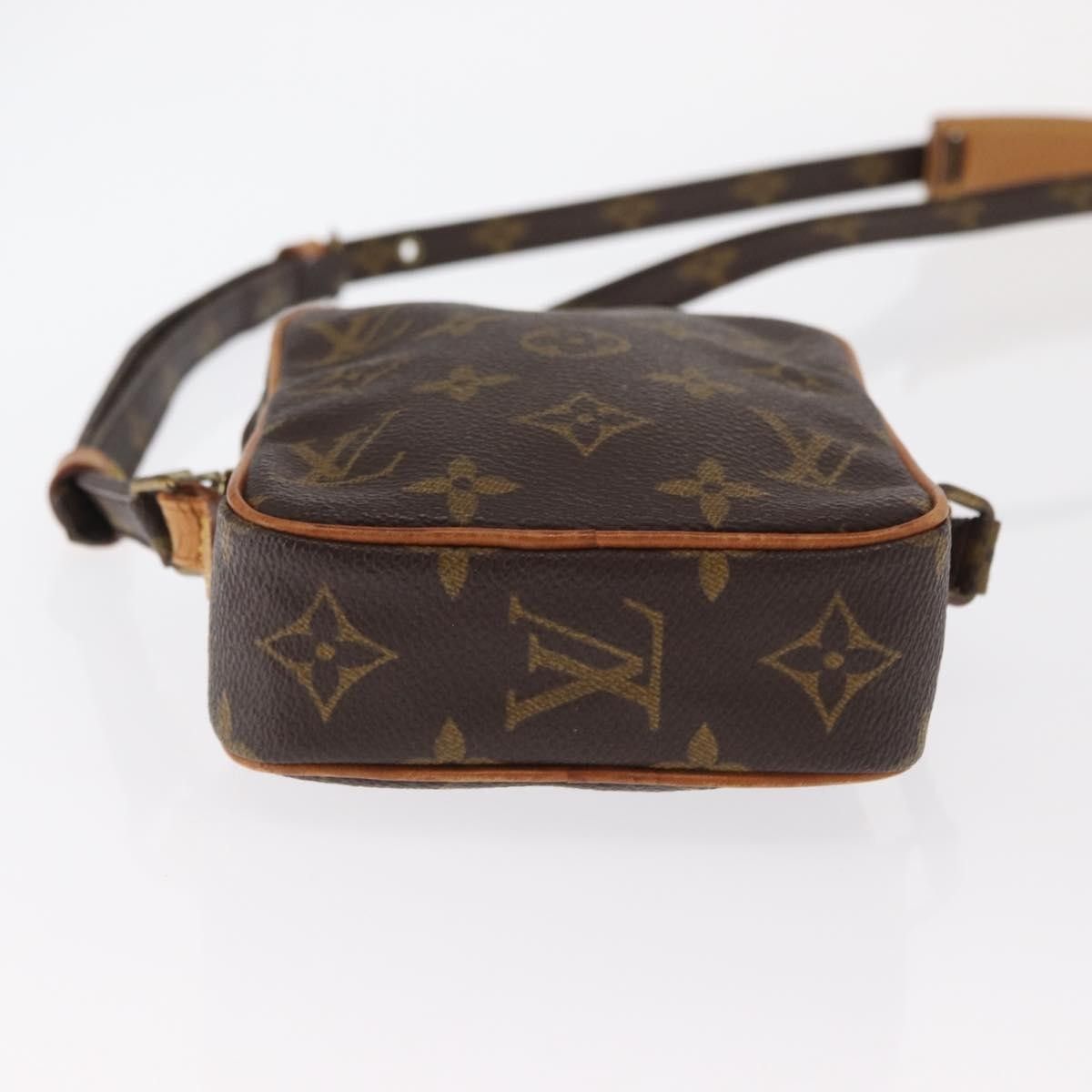 Louis Vuitton Louis Vuitton Danube Handbag Monogram Canvas Size ONE SIZE - 20 Thumbnail