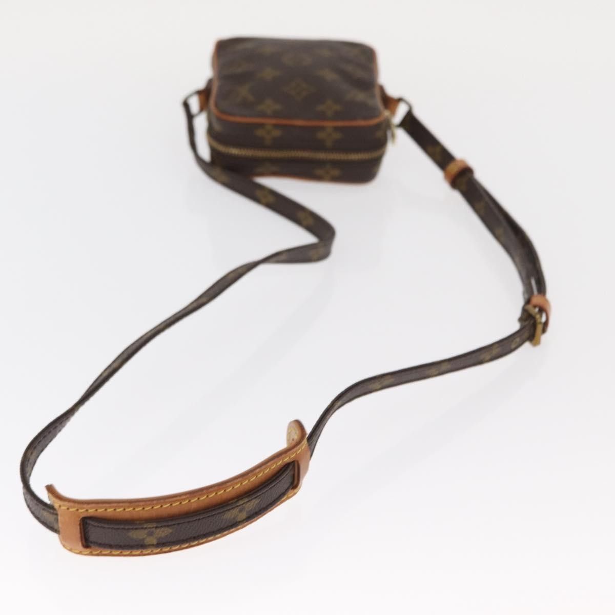 Louis Vuitton Louis Vuitton Danube Handbag Monogram Canvas Size ONE SIZE - 8 Thumbnail