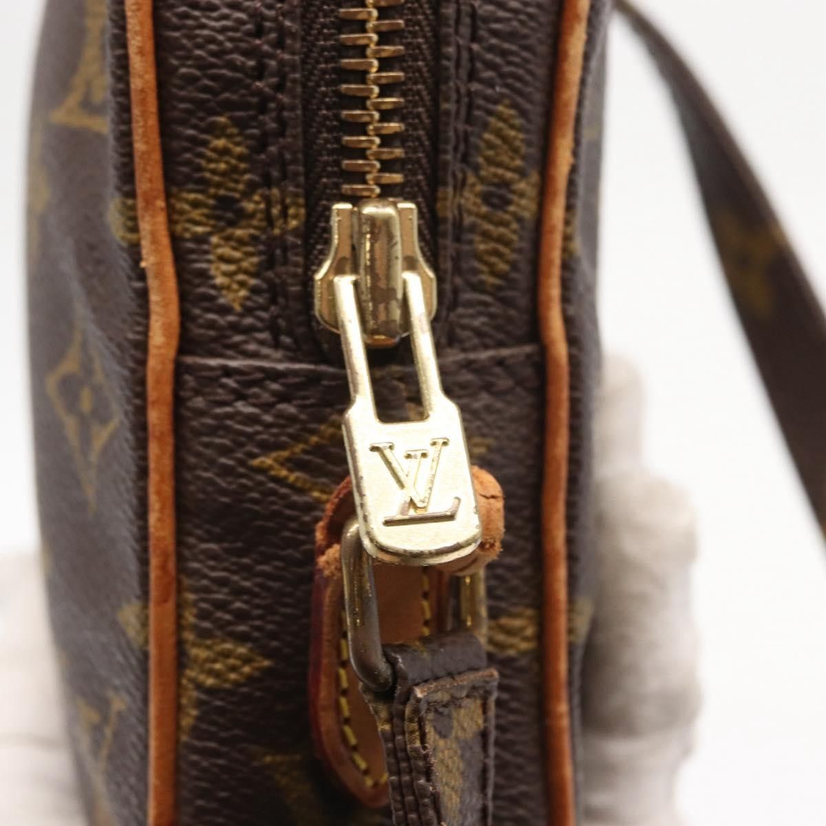 Louis Vuitton Louis Vuitton Danube Handbag Monogram Canvas Size ONE SIZE - 14 Thumbnail