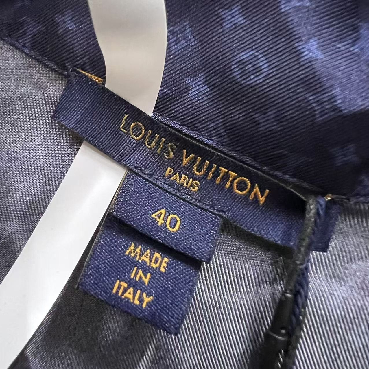 Louis Vuitton Louis Vuitton Floral Monogram Silk Button Up Size 40 Size S / US 4 / IT 40 - 6 Thumbnail