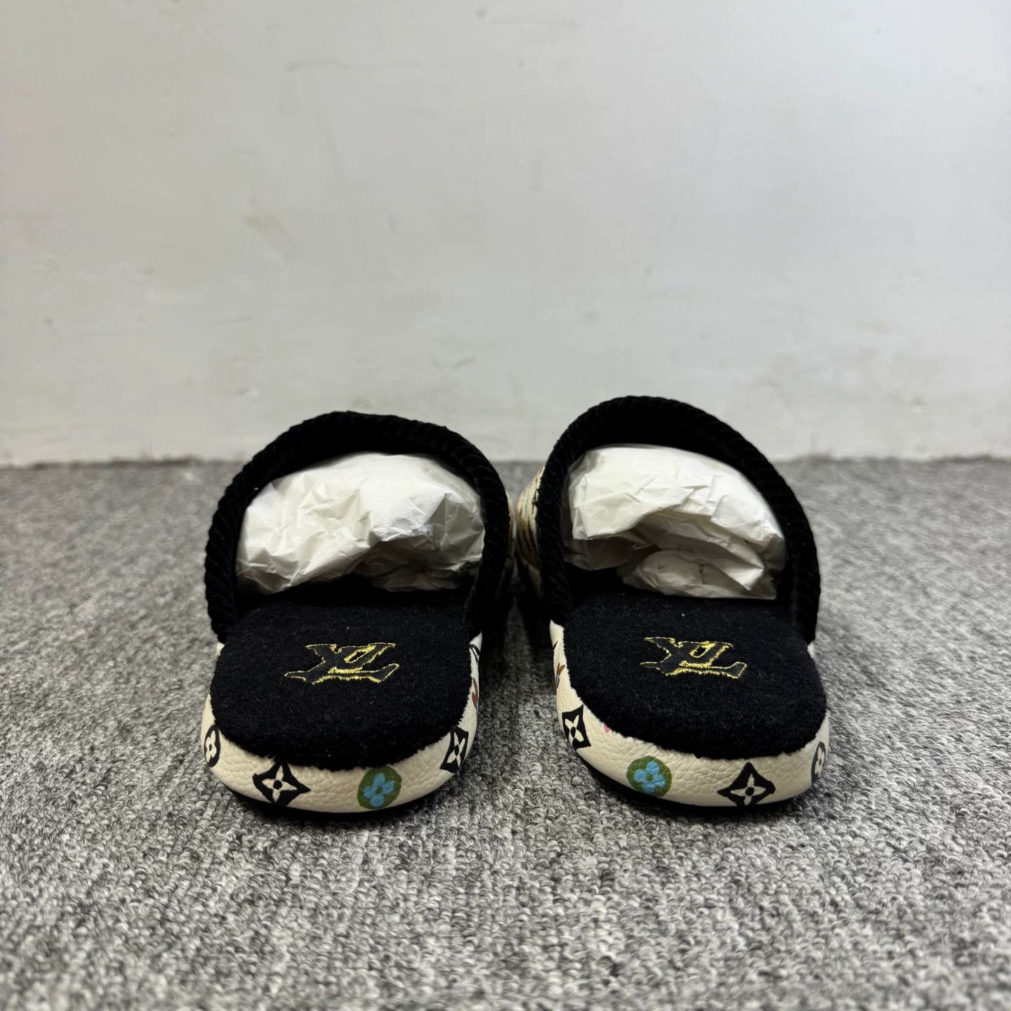 Louis Vuitton Louis Vuitton x Tyler Multicolor Monogram Slippers Size 36 Size US 6 / IT 36 - 4 Thumbnail