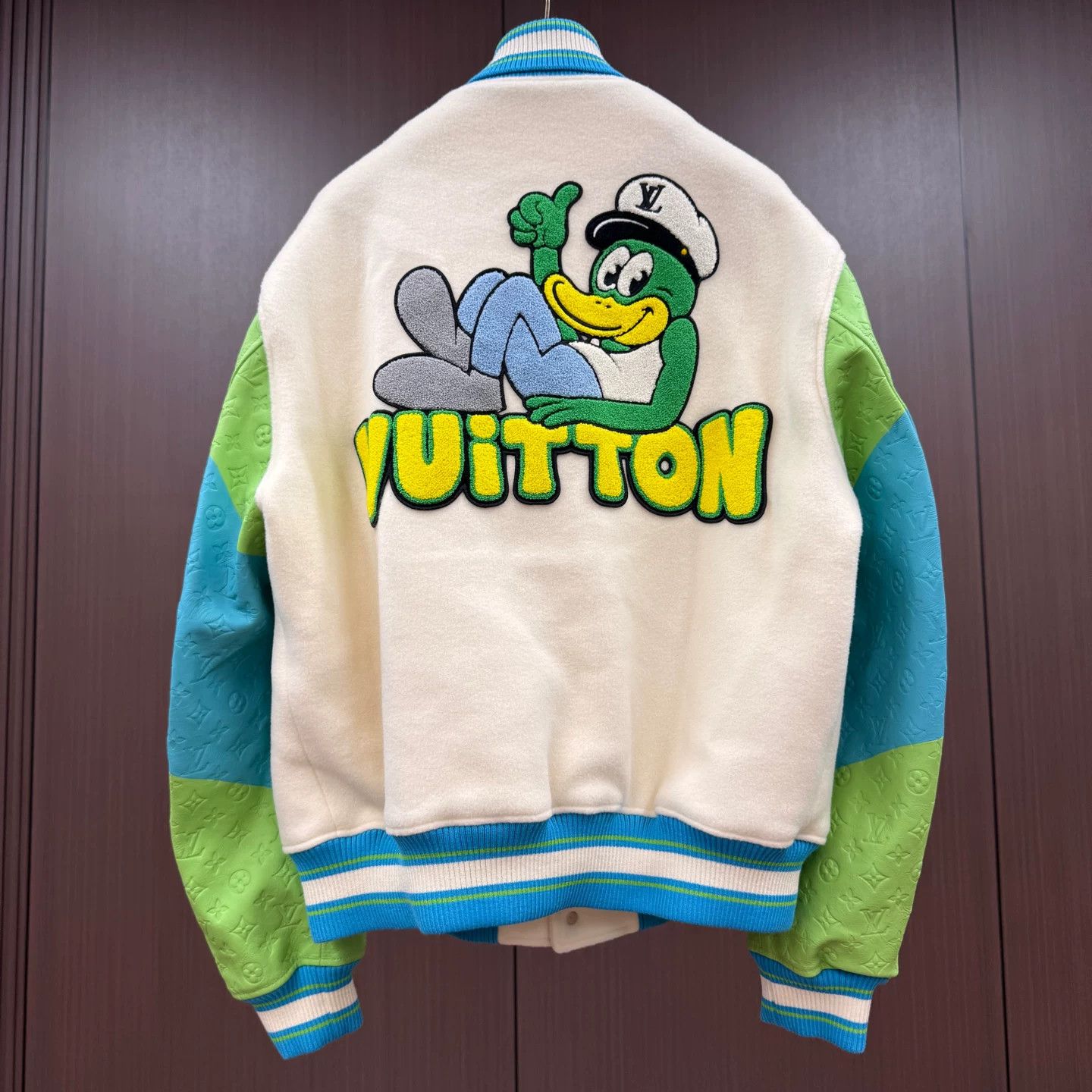 Louis Vuitton Louis Vuitton Duck Wool Varsity Jacket Size XL Size US XL / EU 56 / 4 - 3 Thumbnail