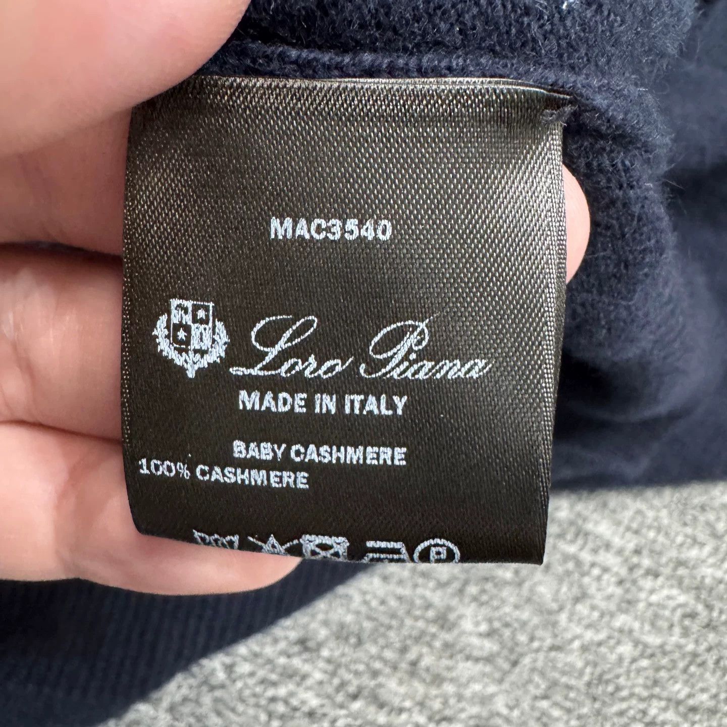 Loro Piana Loro Piana Baby Cashmere Quarter Zip Sweater Size M Size US M / EU 48-50 / 2 - 4 Thumbnail