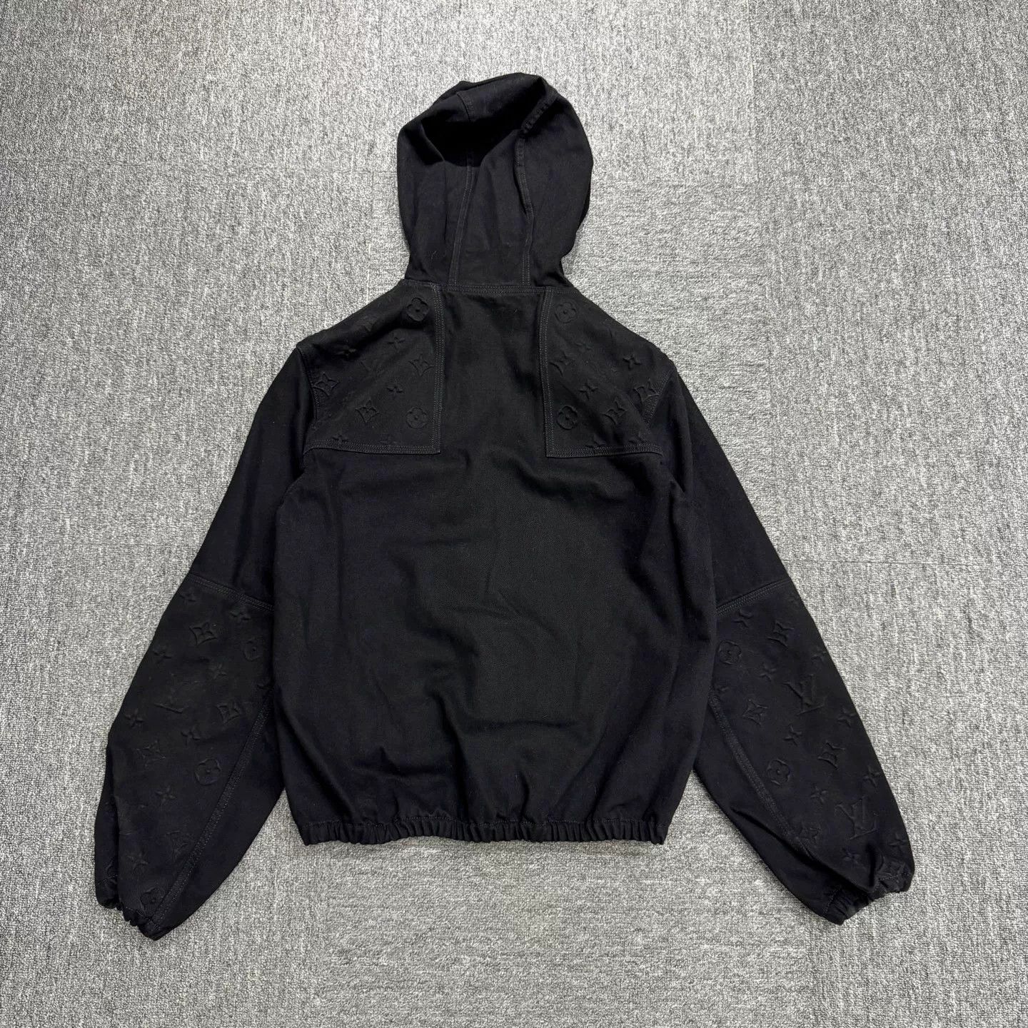 Louis Vuitton Louis Vuitton Monogram Hooded Jacket Size S Size US S / EU 44-46 / 1 - 7 Thumbnail