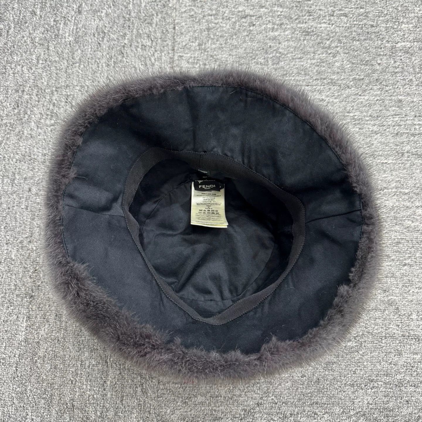 Fendi Fendi Mink Fur Bucket Hat One Size Size ONE SIZE - 3 Thumbnail
