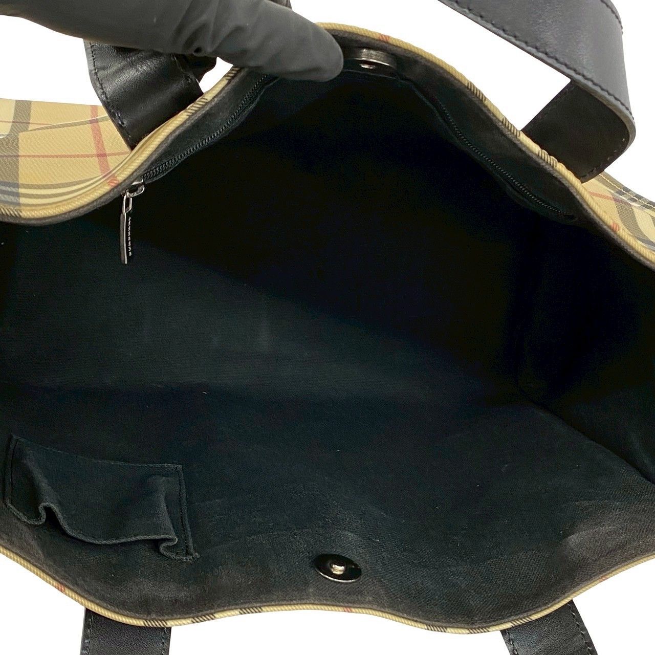 Burberry Burberry Burberry Leather Tote Bag Plastic / Synthetic Tote Bag DUTY FREE for USA Size ONE SIZE - 10 Thumbnail