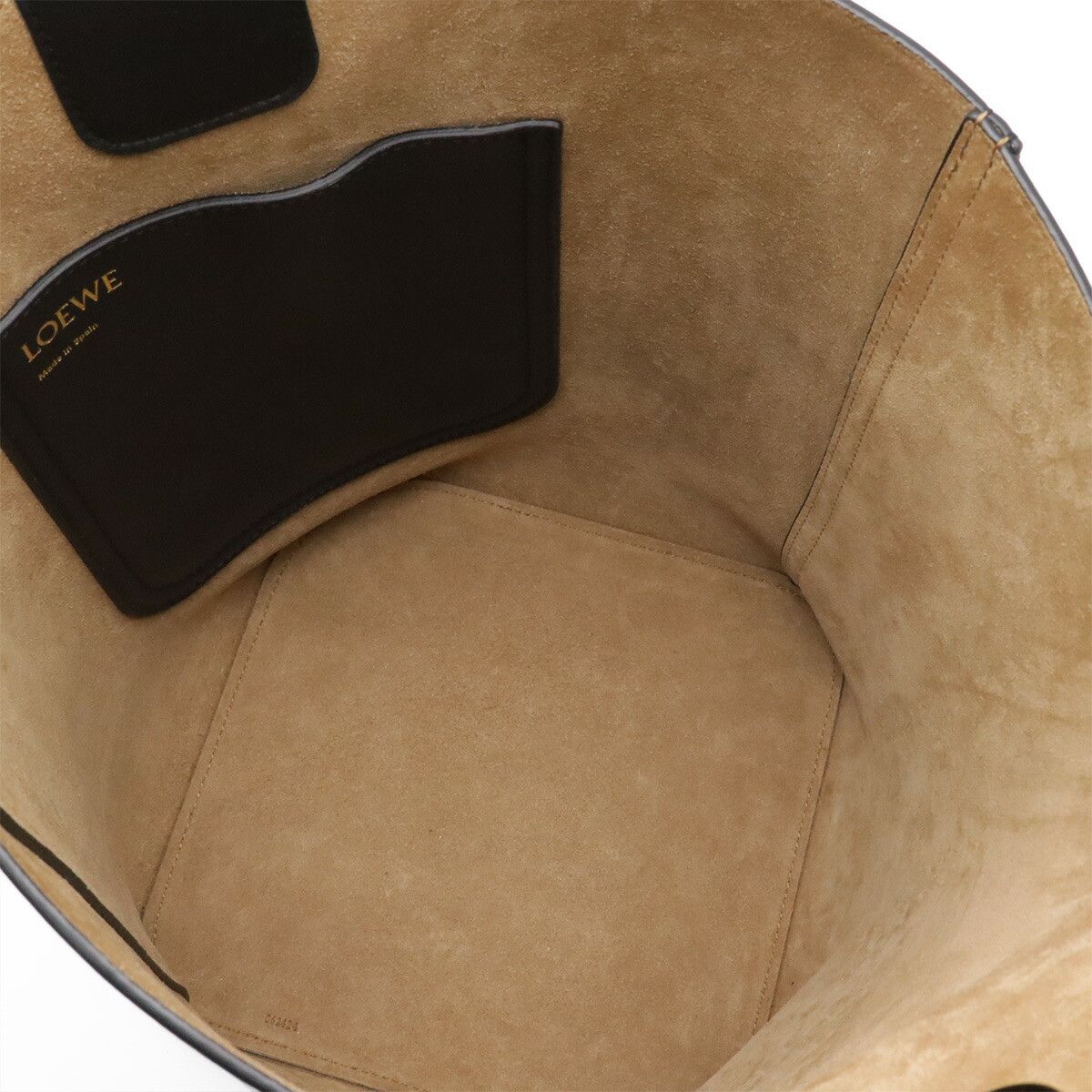 Loewe Loewe Loewe Pebble Bucket Smooth Calf Leather Shoulder Bag Leather Crossbody Bag AANBBBWX01 DUTY FREE for USA Size ONE SIZE - 6 Thumbnail