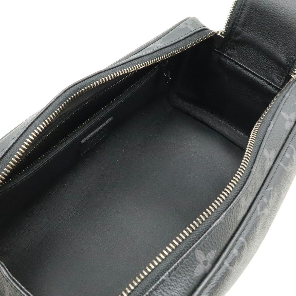 Louis Vuitton Louis Vuitton Louis Vuitton Monogram Eclipse Clutch Bag Textile Vanity Bag M46354 DUTY FREE for USA Size ONE SIZE - 5 Thumbnail
