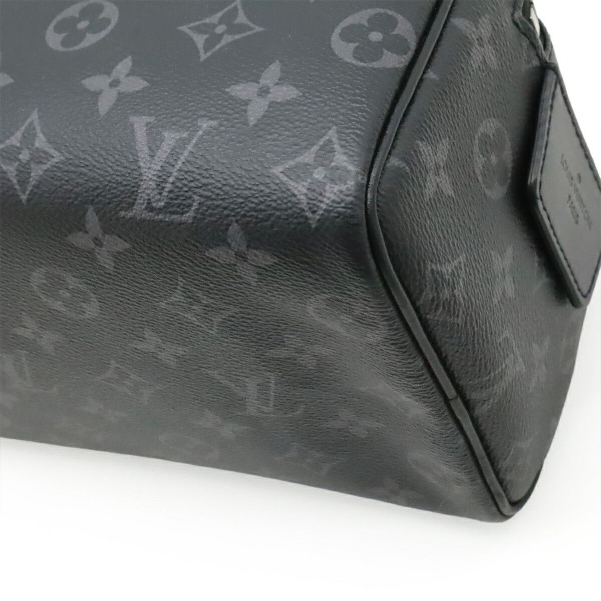 Louis Vuitton Louis Vuitton Louis Vuitton Monogram Eclipse Clutch Bag Textile Vanity Bag M46354 DUTY FREE for USA Size ONE SIZE - 3 Thumbnail