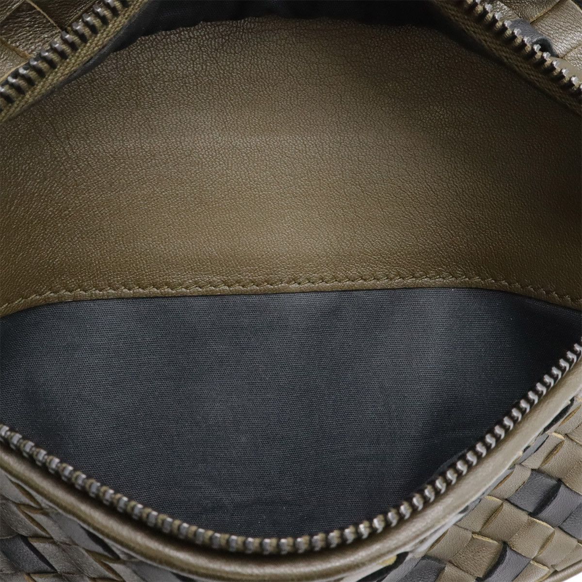 Bottega Veneta Bottega Veneta Bottega Veneta Leather Waist Bag Leather Belt Bag DUTY FREE for USA Size ONE SIZE - 9 Thumbnail
