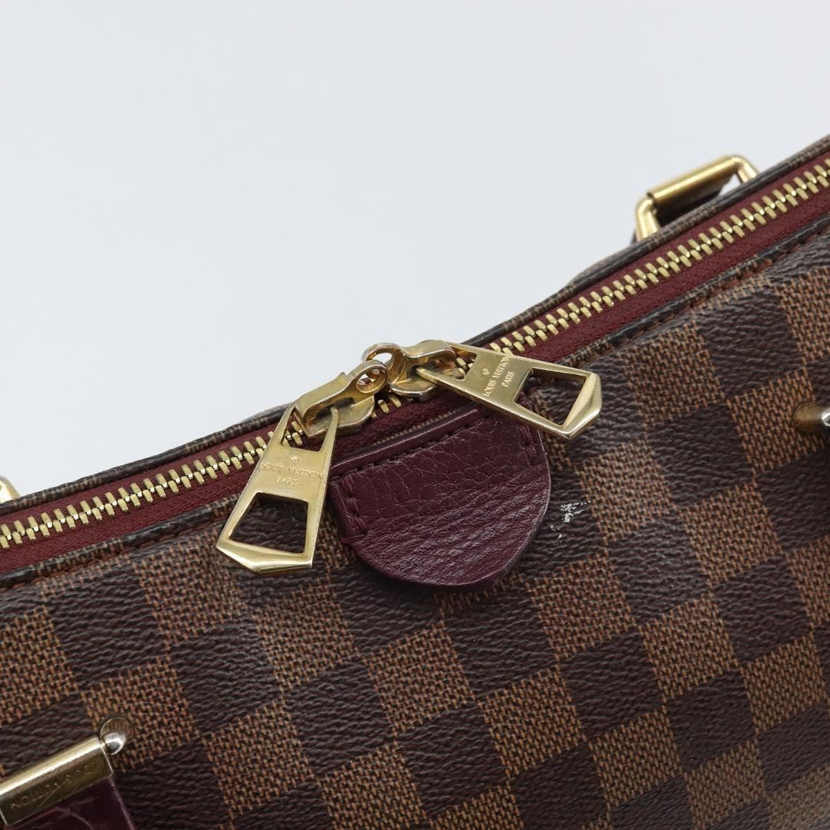 Louis Vuitton Louis Vuitton Hyde Park Handbag Damier with Leather Size ONE SIZE - 13 Thumbnail