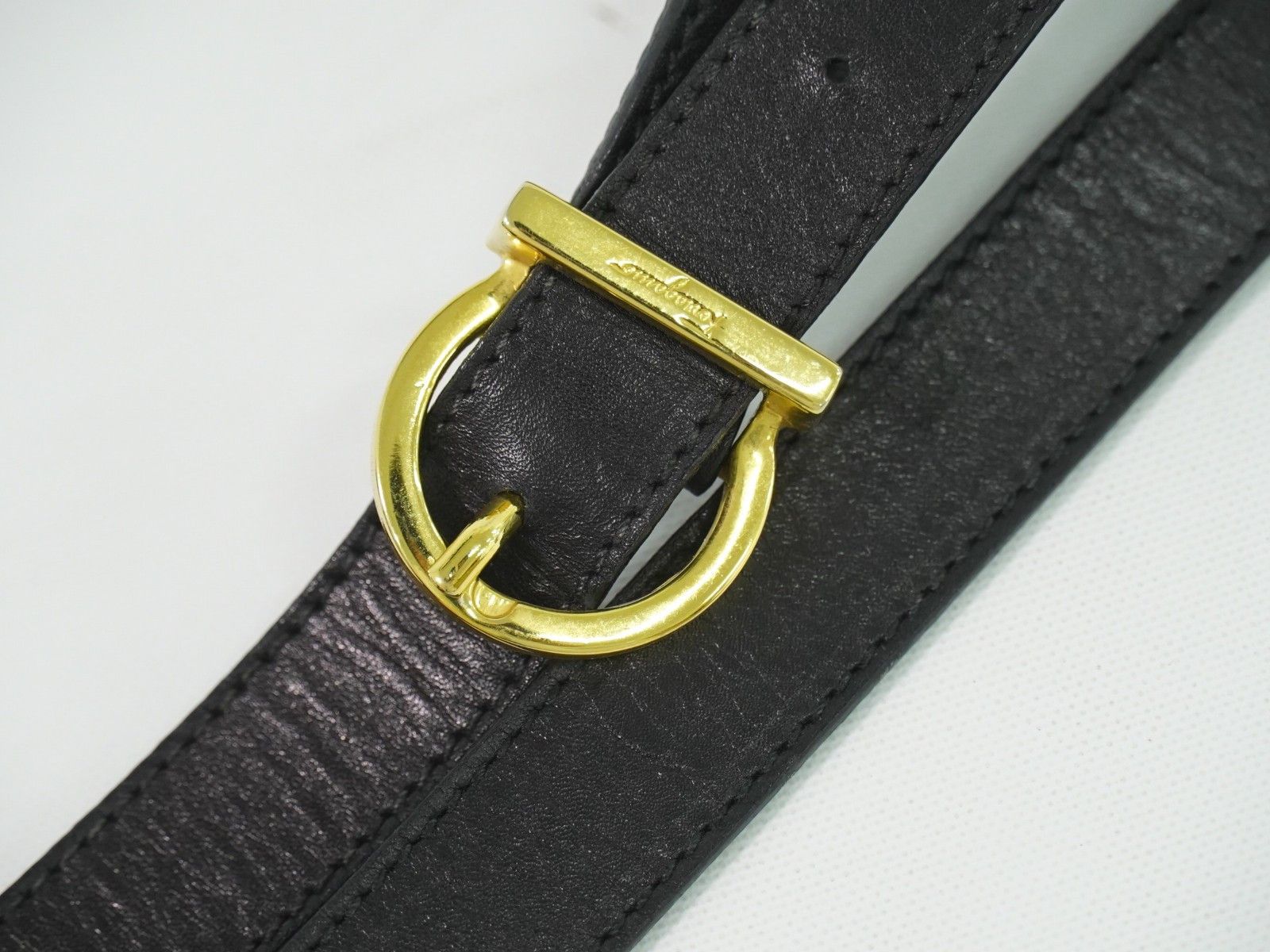 Salvatore Ferragamo Salvatore Ferragamo Gancini Shoulder Bag Leather Size ONE SIZE - 9 Thumbnail
