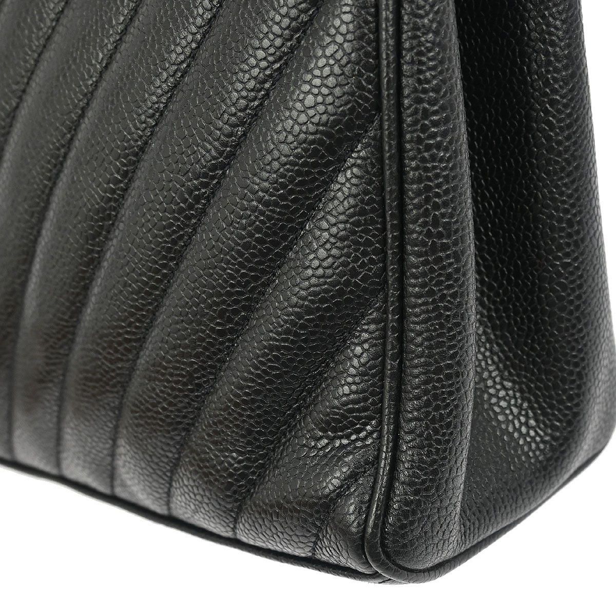 Chanel Chanel Vintage Zip Shoulder Bag Chevron Caviar Size ONE SIZE - 6 Thumbnail