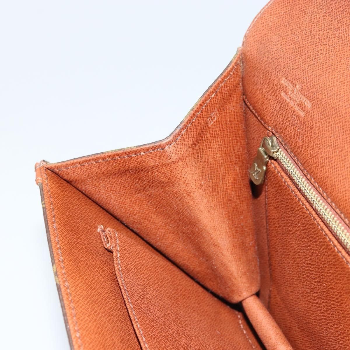 Louis Vuitton Louis Vuitton Dame Pochette Monogram Canvas Size ONE SIZE - 20 Thumbnail
