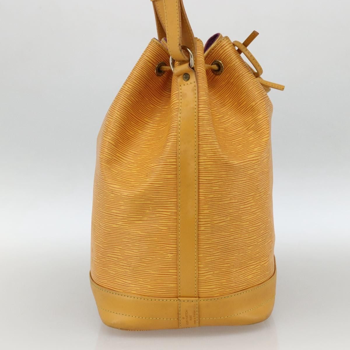 Louis Vuitton Louis Vuitton Noe Epi Leather Size ONE SIZE - 3 Thumbnail