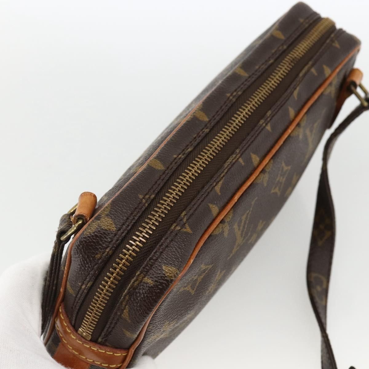 Louis Vuitton Louis Vuitton Pochette Marly Bandouliere Monogram Canvas Size ONE SIZE - 13 Thumbnail
