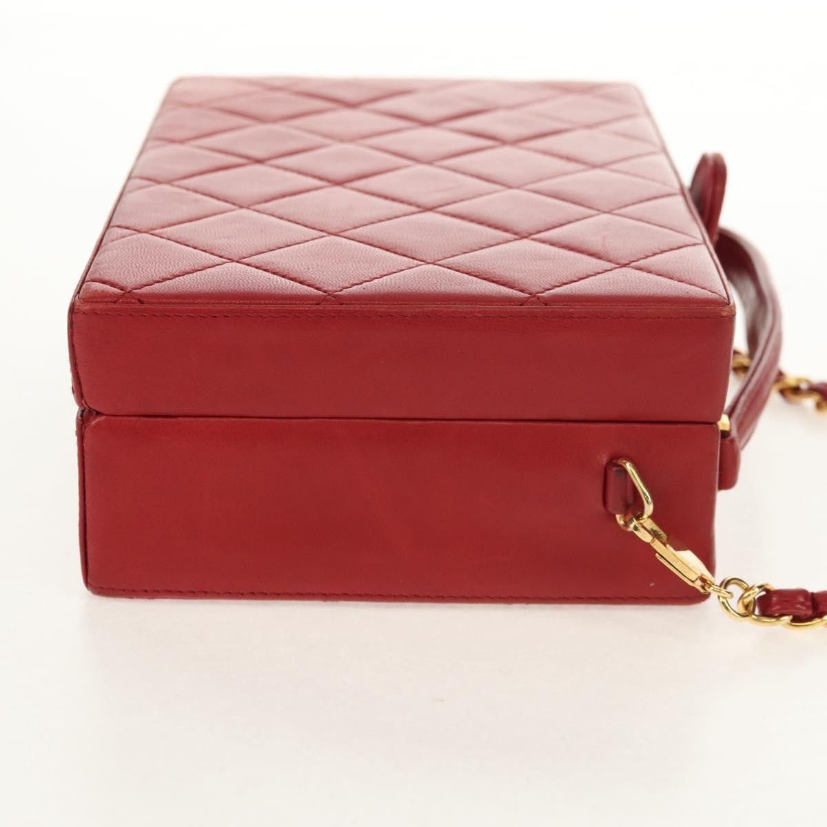Chanel Chanel Matelasse Chain Shoulder Bag Leather Size ONE SIZE - 4 Thumbnail