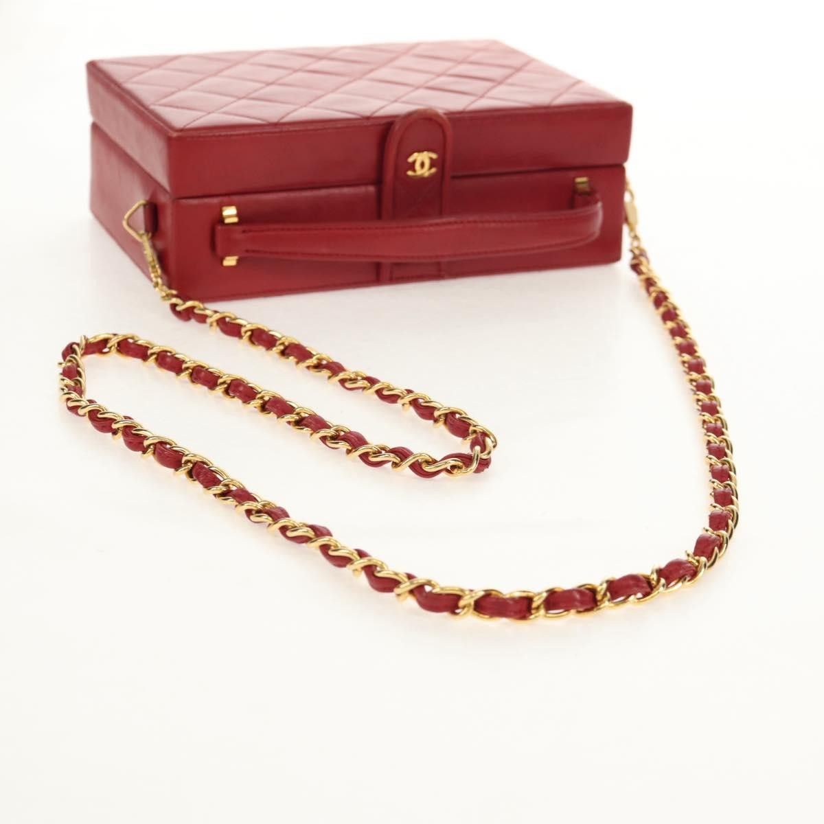 Chanel Chanel Matelasse Chain Shoulder Bag Leather Size ONE SIZE - 8 Thumbnail