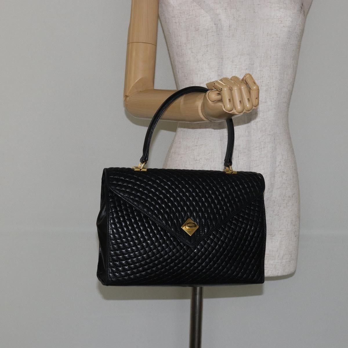 Bally Bally Vintage Flap Quilted Leather Size ONE SIZE - 23 Thumbnail