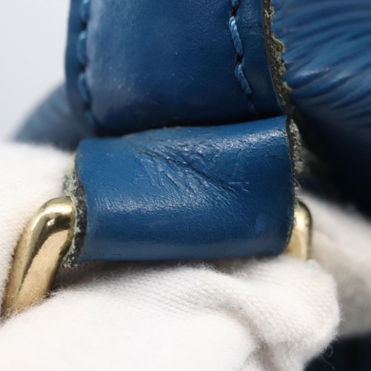 Louis Vuitton Louis Vuitton Noe Epi Leather Size ONE SIZE - 6 Thumbnail