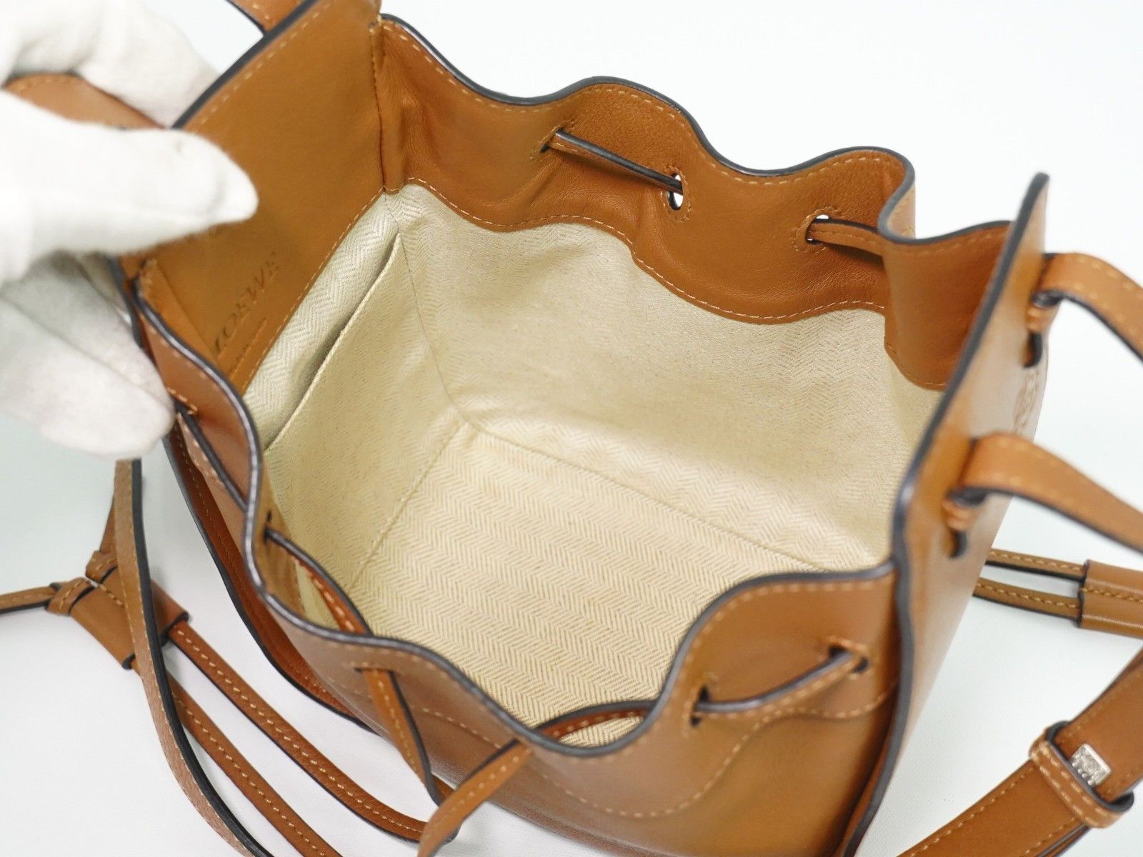 Loewe Loewe Hammock Drawstring Bag Leather Size ONE SIZE - 16 Thumbnail
