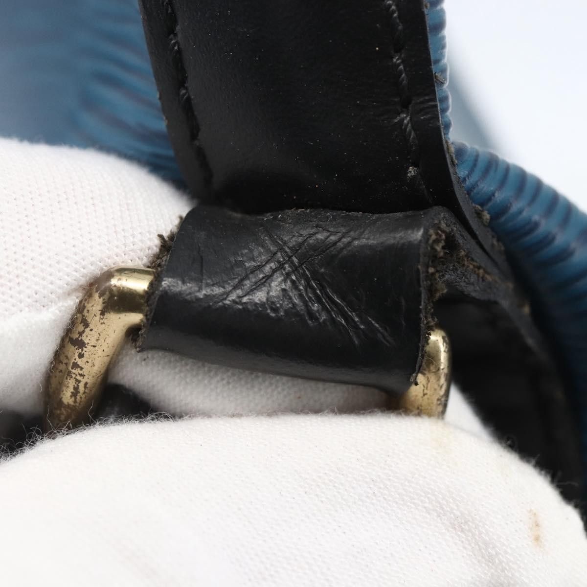 Louis Vuitton Louis Vuitton Bicolor Petit Noe Epi Leather Size ONE SIZE - 7 Thumbnail