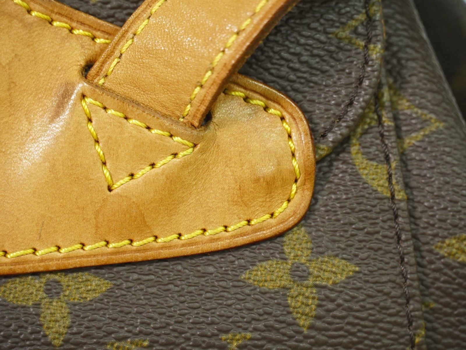 Louis Vuitton Louis Vuitton Vintage Montsouris Backpack Monogram Canvas Size ONE SIZE - 15 Thumbnail