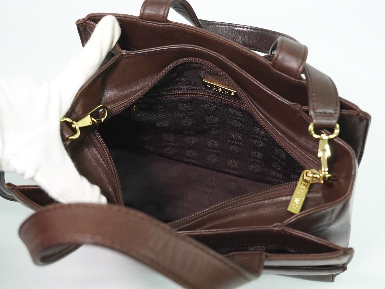 Loewe Loewe Vintage Anagram Leather Size ONE SIZE - 3 Thumbnail