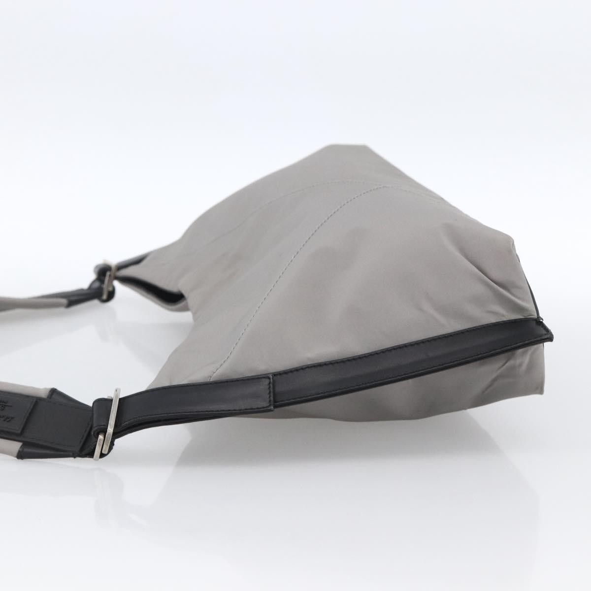Salvatore Ferragamo Salvatore Ferragamo Vintage Nylon Size ONE SIZE - 3 Thumbnail