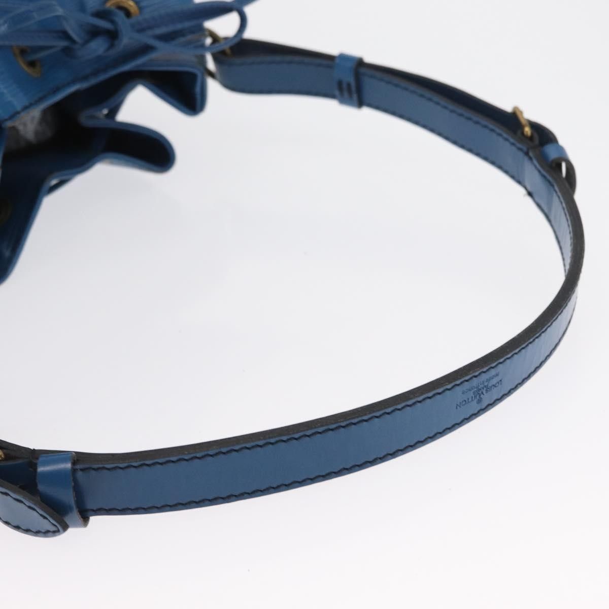 Louis Vuitton Louis Vuitton Petit Noe Epi Leather Size ONE SIZE - 8 Thumbnail