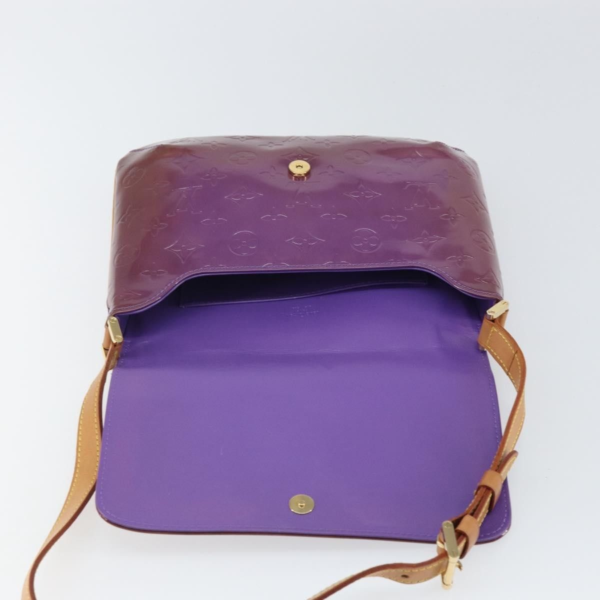 Louis Vuitton Louis Vuitton Thompson Street Monogram Vernis Size ONE SIZE - 18 Thumbnail