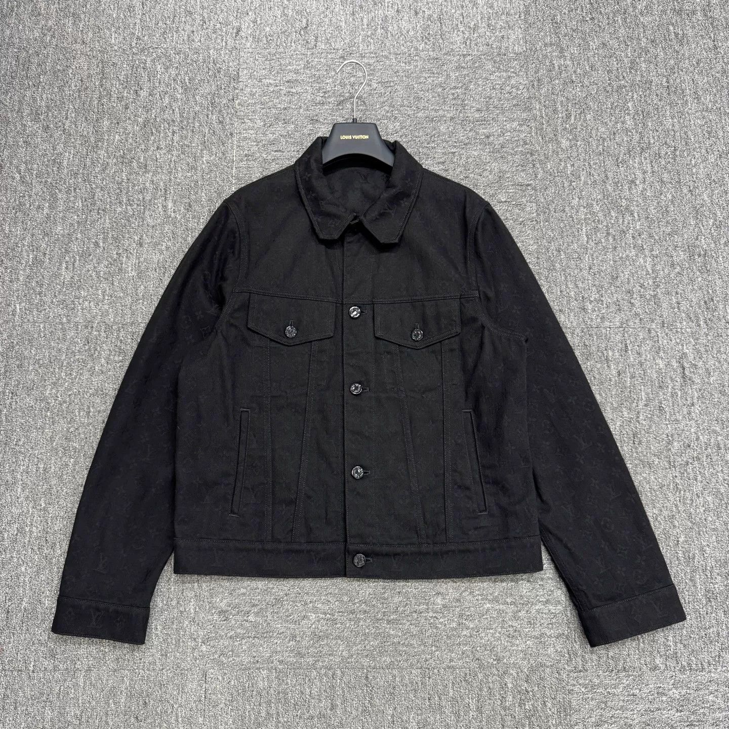 Louis Vuitton Louis Vuitton Monogram Denim Jacket Size M Size US M / EU 48-50 / 2 - 2 Thumbnail