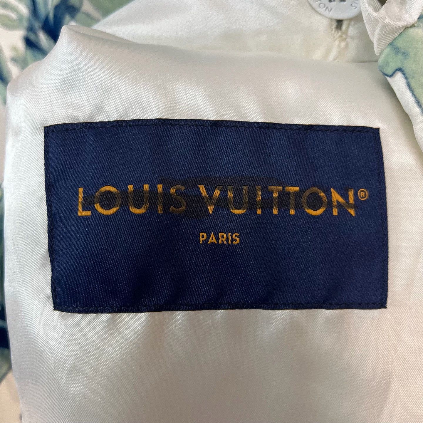 Louis Vuitton Louis Vuitton Coral Reef Print Light Jacket Size L Size US L / EU 52-54 / 3 - 4 Thumbnail