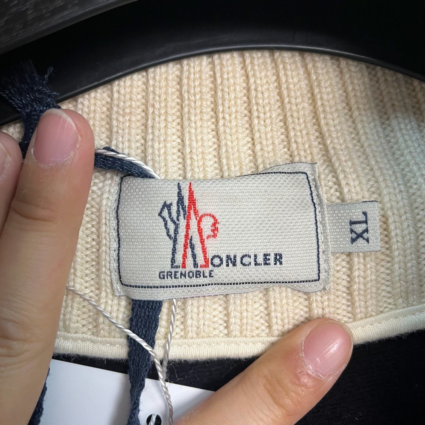 Moncler Moncler Grenoble Full Zip Knit Cardigan XL Size US XL / EU 56 / 4 - 4 Thumbnail