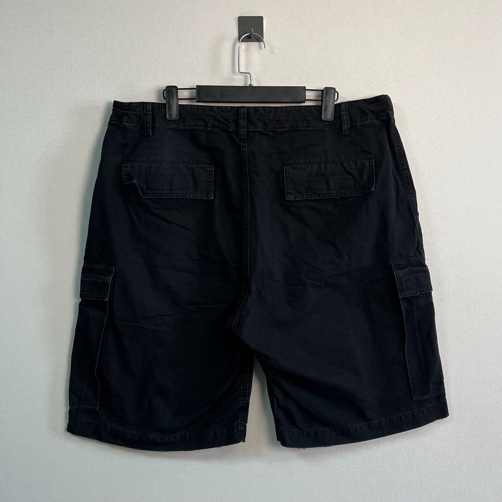 Balenciaga Balenciaga Washed Cargo Shorts Size XS Size US 28 / EU 44 - 3 Thumbnail