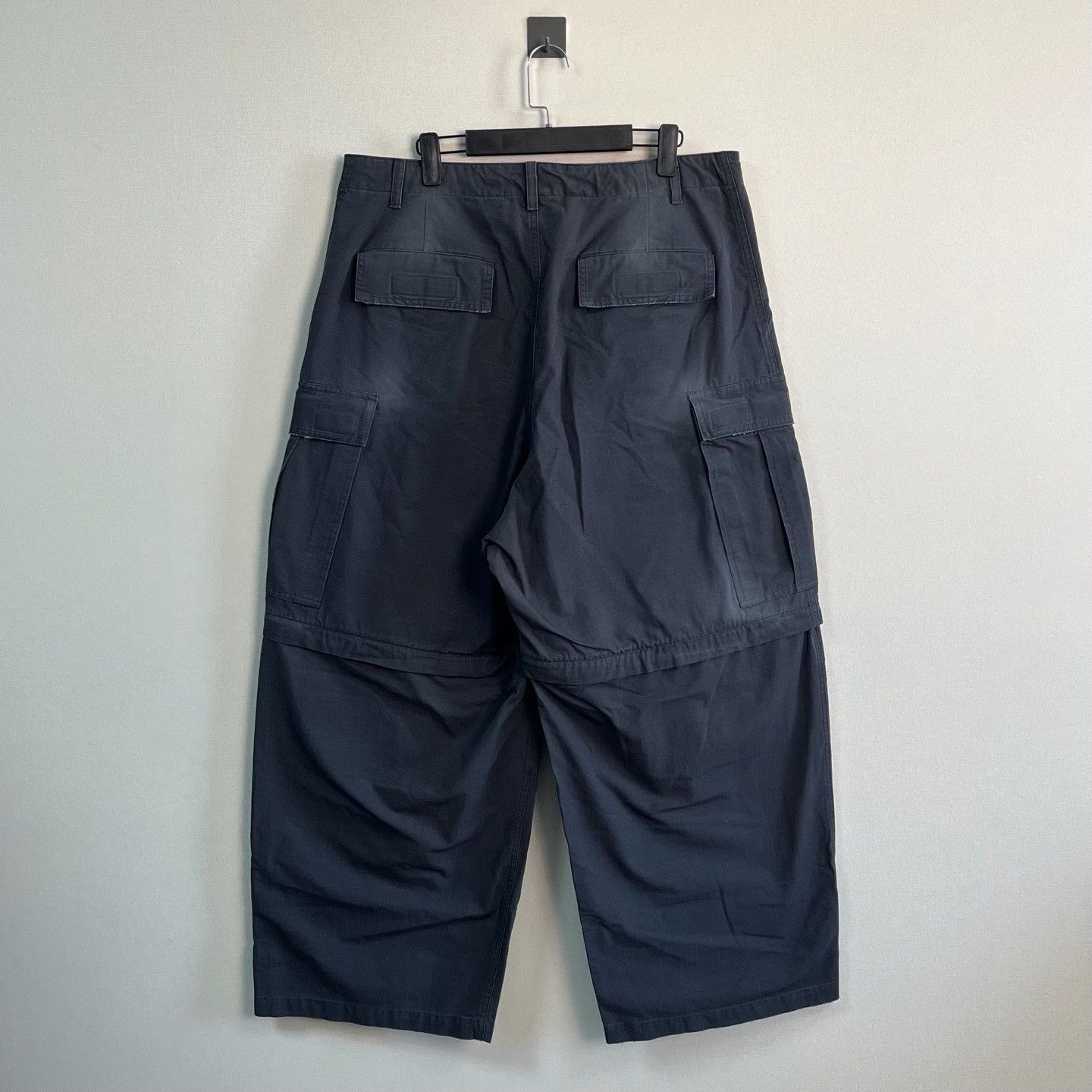 Balenciaga Balenciaga Washed Cargo Pants Size XXS Size US 27 - 3 Thumbnail