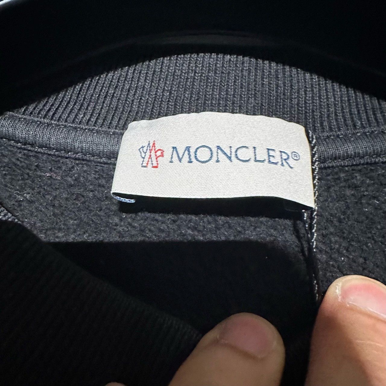 Moncler Moncler Contrast Panel Crewneck Sweatshirt Size S Size US S / EU 44-46 / 1 - 4 Thumbnail