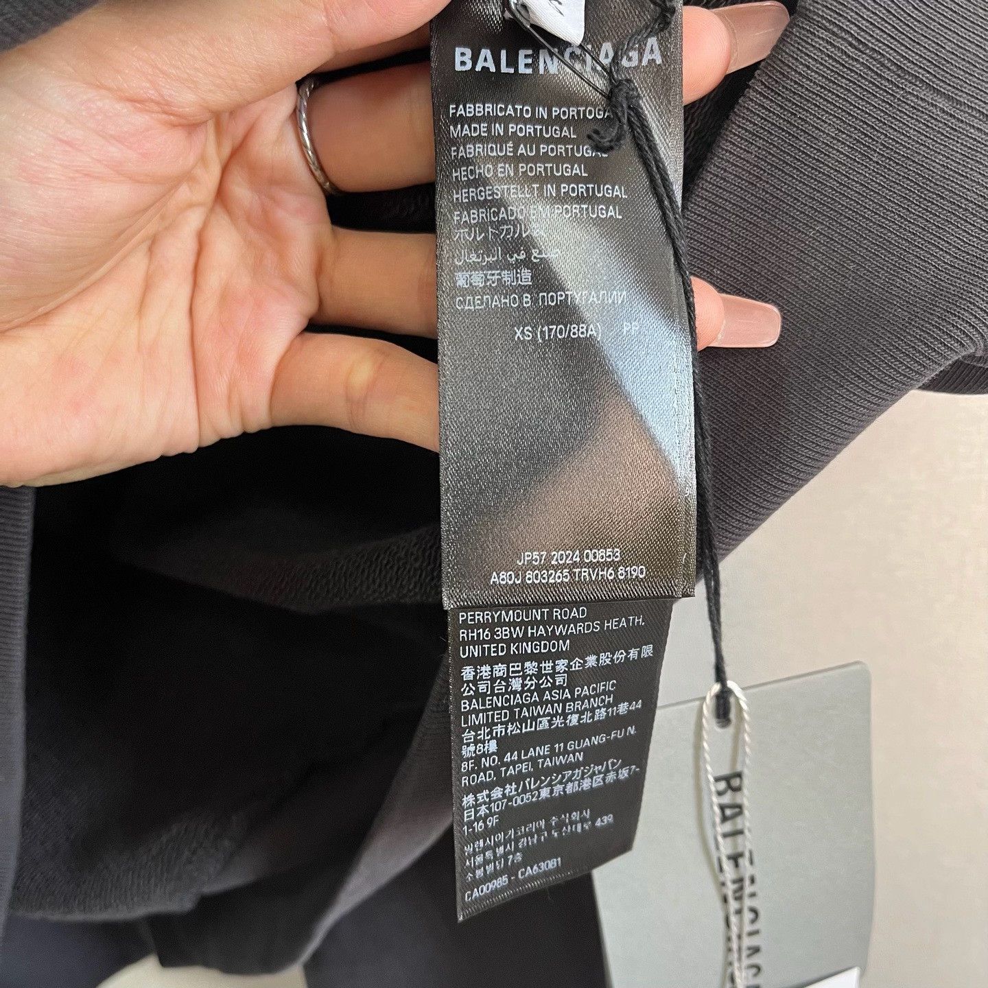Balenciaga Balenciaga Cracked Logo Hoodie XS Size US XS / EU 42 / 0 - 5 Thumbnail