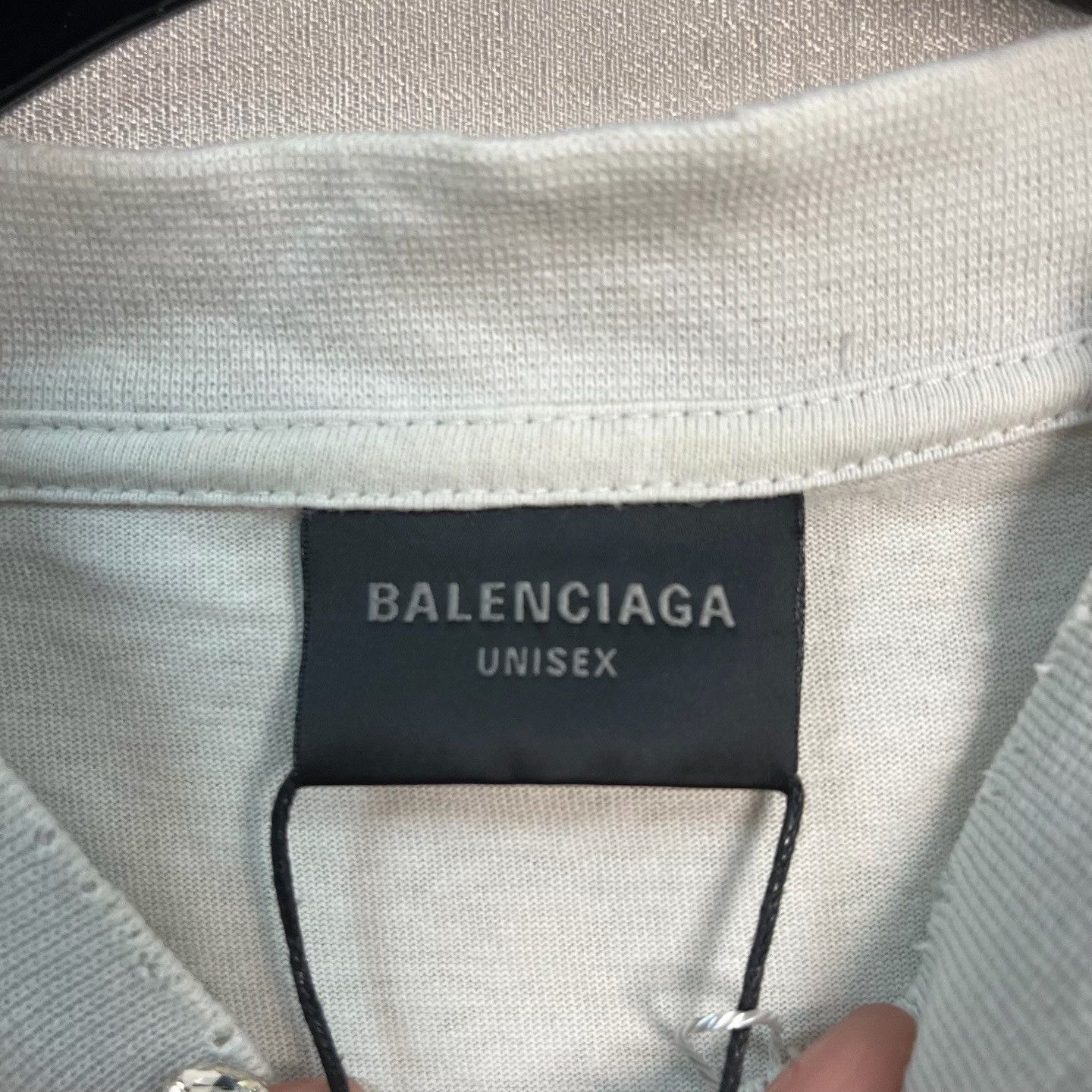Balenciaga Balenciaga Distressed Logo T-Shirt Size M Size US M / EU 48-50 / 2 - 4 Thumbnail