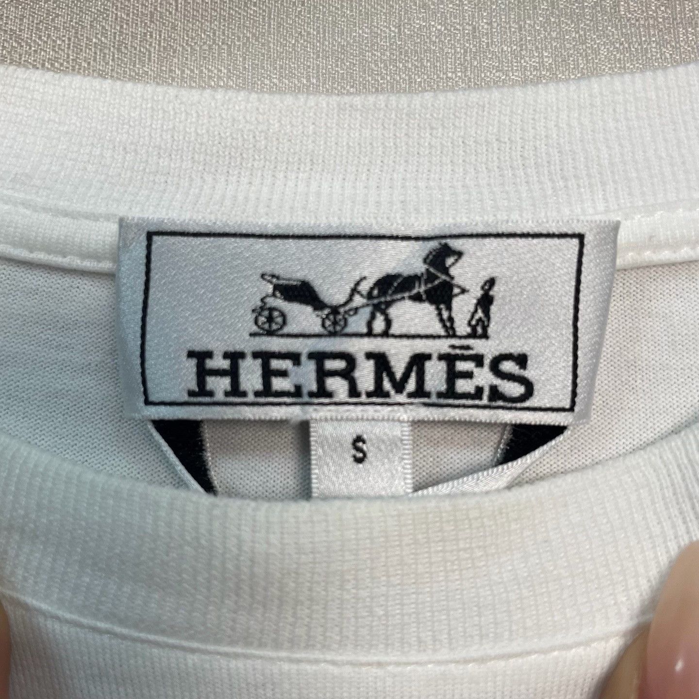 Hermes Hermes Geometric Print T-Shirt Size S Size US S / EU 44-46 / 1 - 4 Thumbnail