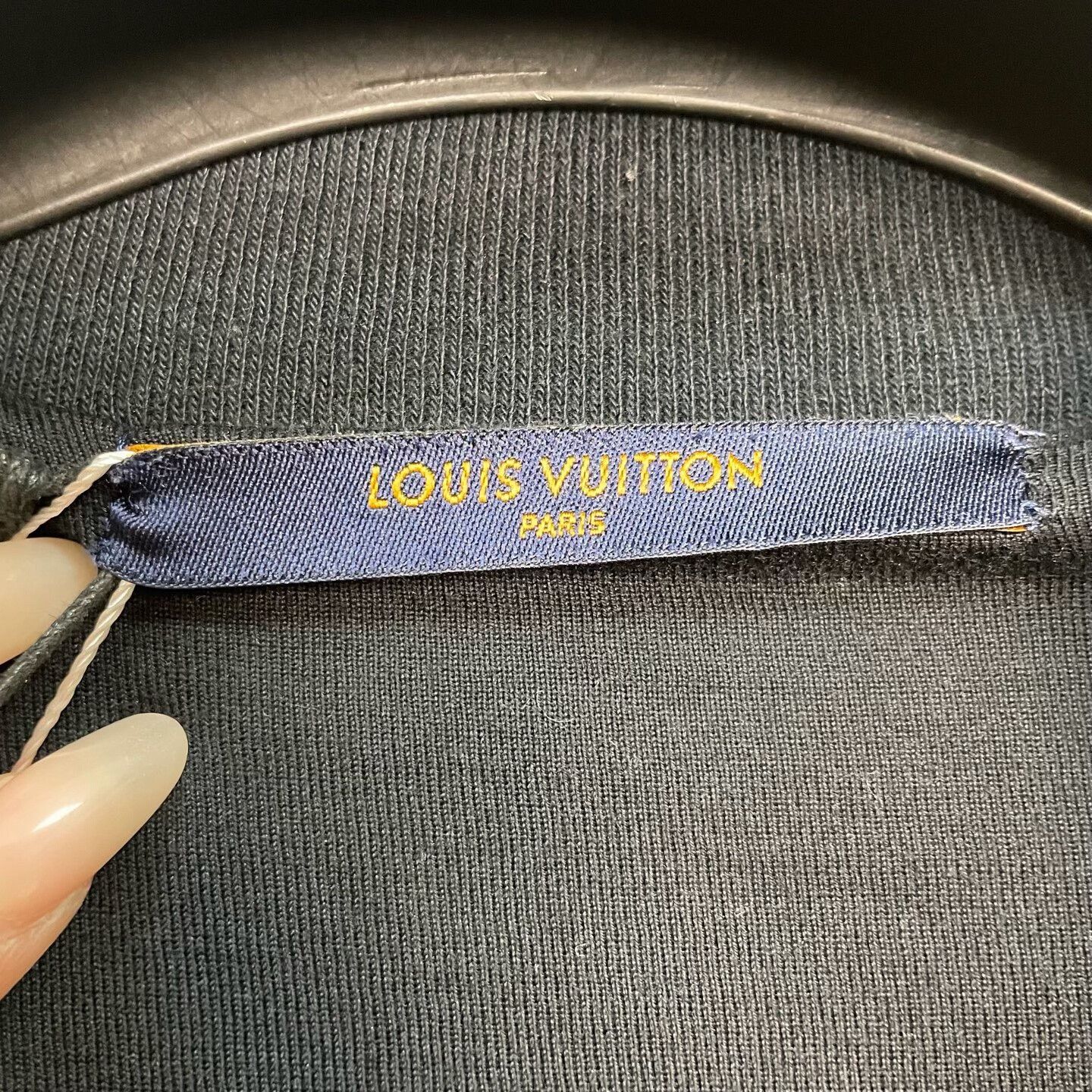 Louis Vuitton Louis Vuitton Monogram Velour Zip Jacket Size XL Size US XL / EU 56 / 4 - 4 Thumbnail