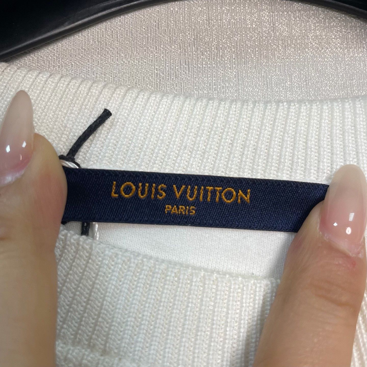 Louis Vuitton Louis Vuitton Vivienne Graphic Sweatshirt Size M Size US M / EU 48-50 / 2 - 4 Thumbnail