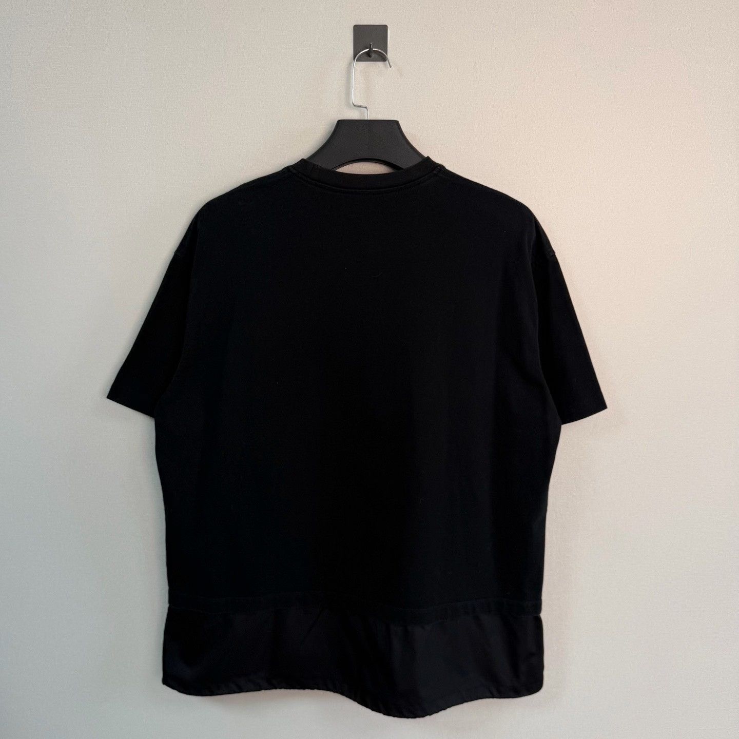 Prada Prada Logo Patch T-Shirt Size L Size US L / EU 52-54 / 3 - 3 Thumbnail