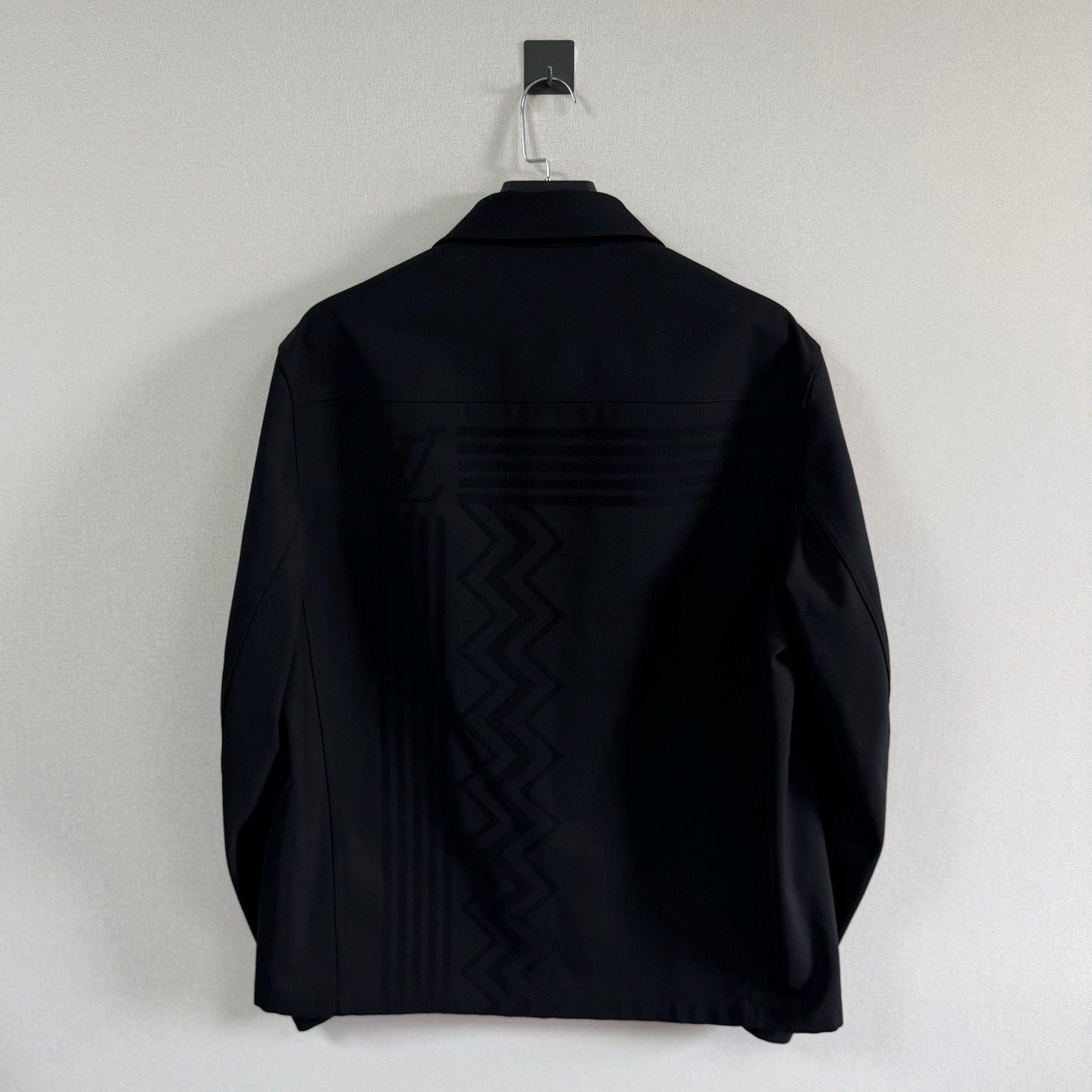 Louis Vuitton Louis Vuitton Flocked Logo Shirt Jacket Size 52 Size US L / EU 52-54 / 3 - 3 Thumbnail