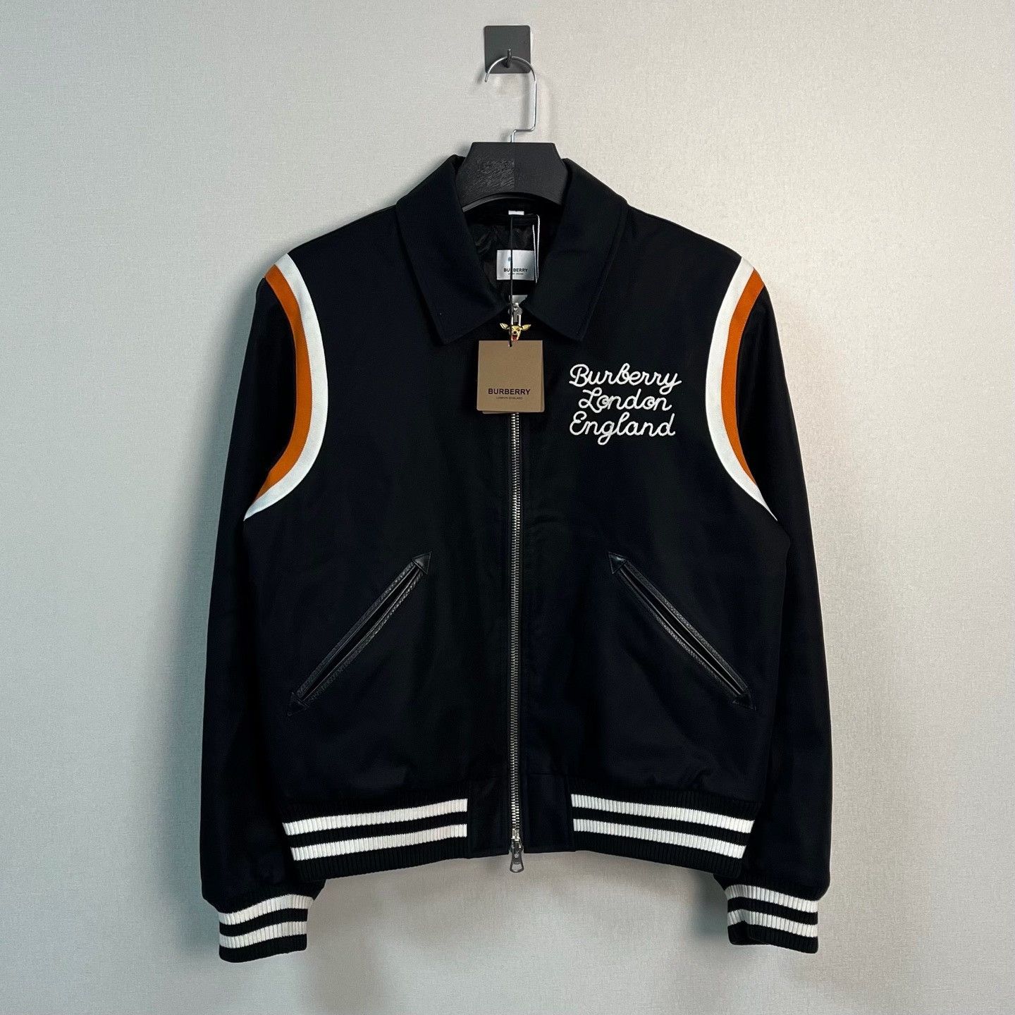 Burberry Burberry Embroidered Bomber Jacket Size L Size US L / EU 52-54 / 3 - 2 Thumbnail