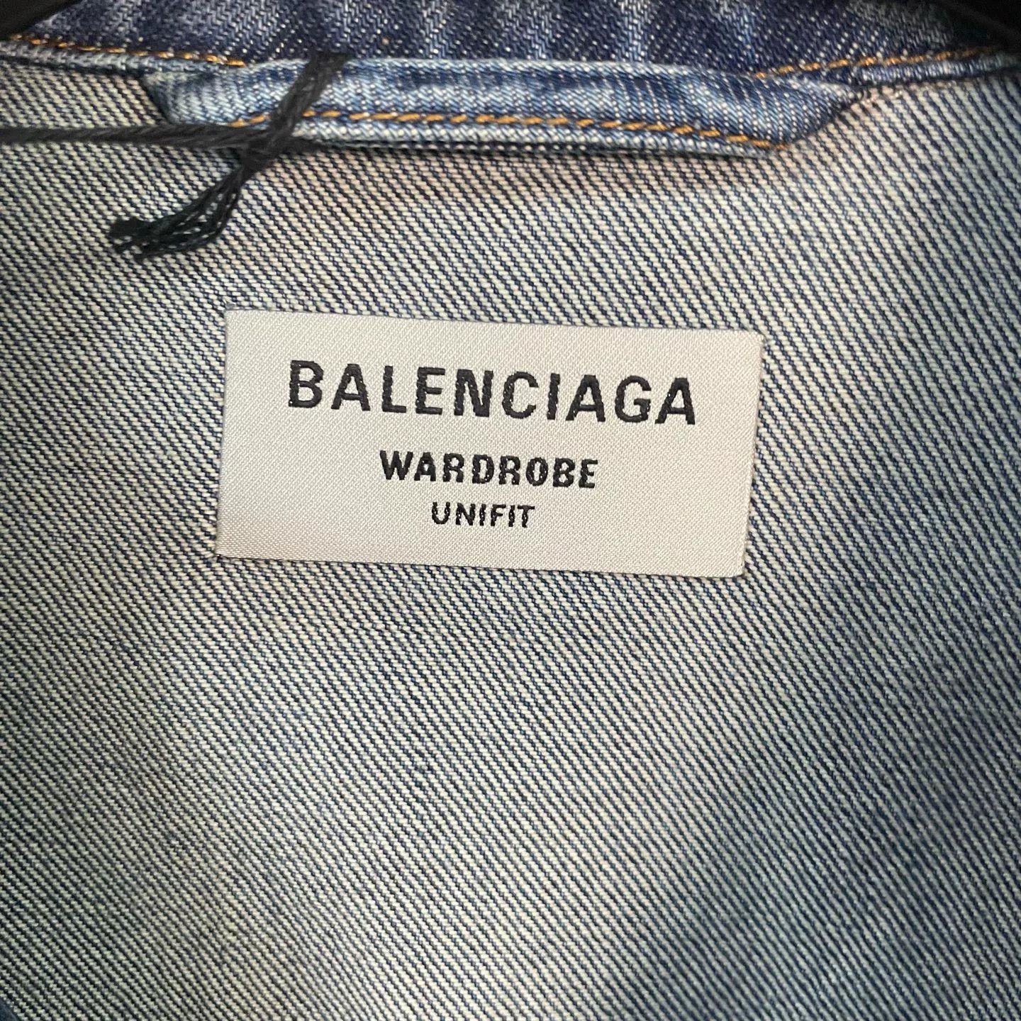 Balenciaga Balenciaga Graffiti Denim Jacket Size M Size US M / EU 48-50 / 2 - 4 Thumbnail