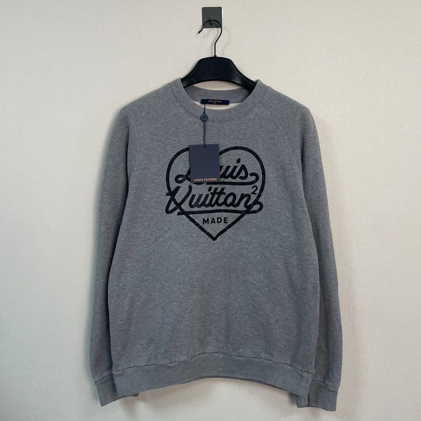 Louis Vuitton Louis Vuitton LV² Heart Logo Sweatshirt Size L Size US L / EU 52-54 / 3 - 2 Thumbnail