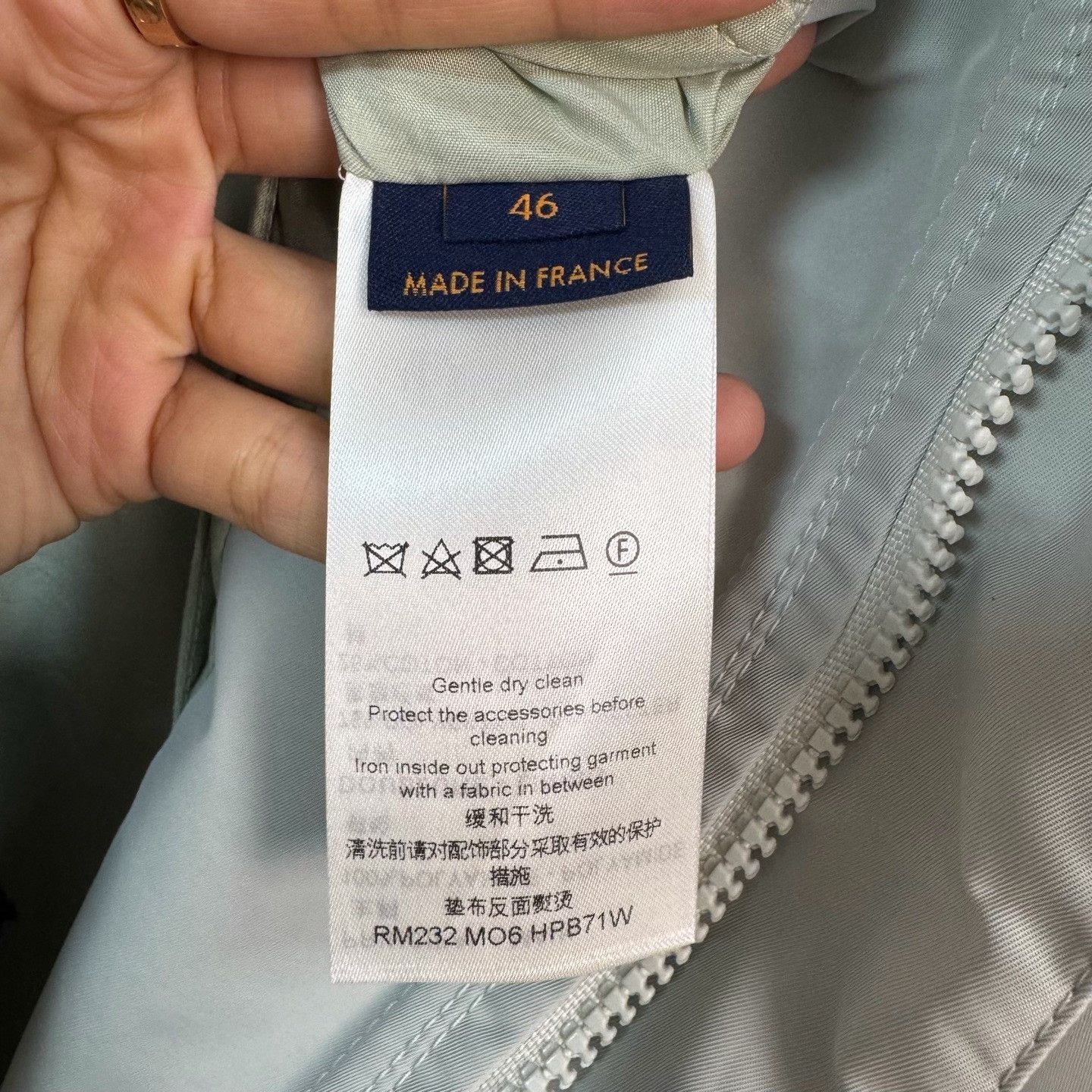 Louis Vuitton Louis Vuitton 1854 Embroidered Bomber Jacket US S Size US S / EU 44-46 / 1 - 4 Thumbnail